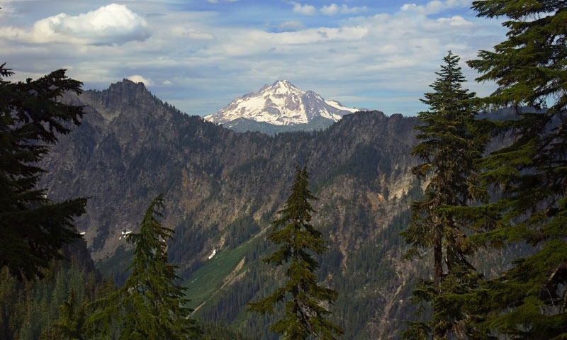 Glacier Peak in the Cascade Mountains